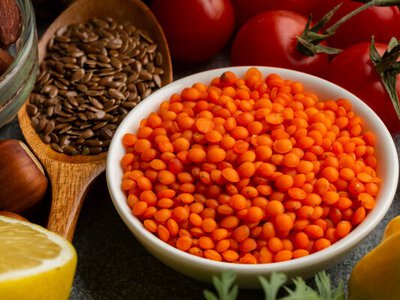 Чечевица и морковь вместо мяса: блюдо, которое удивит даже фанатов стейков