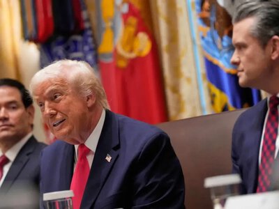 Трамп усиливает меры по контролю иммиграции для 19 стран