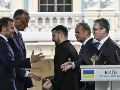 Европейские лидеры призвали Зеленского не соглашаться на условия РФ без гарантий США – WSJ