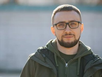 Одесский активист и волонтер Сергей Стерненко получил «Золотое сердце» от Зеленского