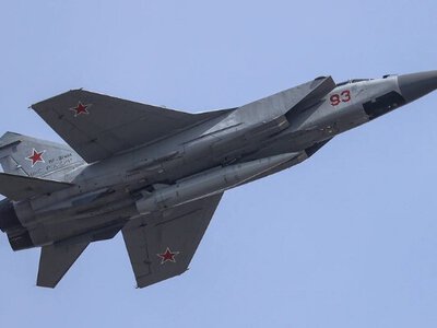 Пилот и штурман российского бомбардировщика разбились, не покидая ангара 