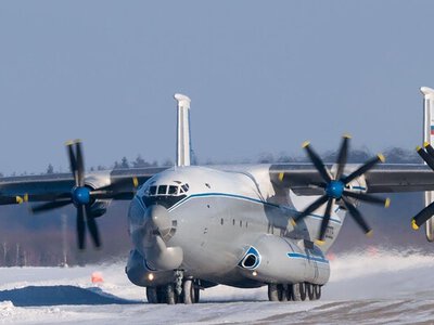 Начал разваливаться еще в воздухе. СМИ узнали детали крушения последнего Ан-22 в РФ 