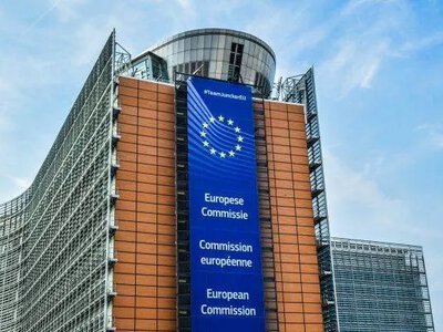 Еврокомиссия возобновила антимонопольное расследование против Google