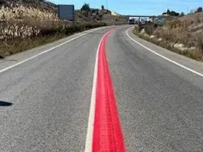 Красная разметка на дорогах: что означает и где ее вводят