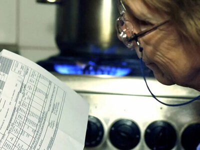 Потребители стали получать платежку за новую коммунальную услугу: за что придется платить и кому