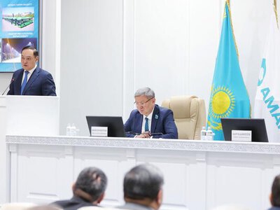 Ербол Карашукеев принял участие в расширенном заседании депутатской фракции партии «AMANAT»