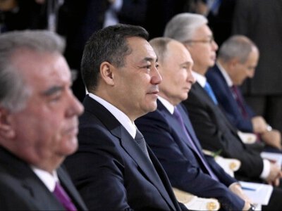 Президенты Кыргызстана, Узбекистана и Таджикистана получили российскую «премию мира»