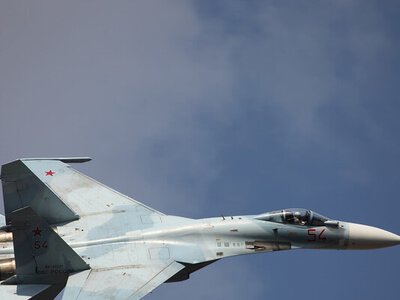 Бойцы ГУР подожгли два вражеских истребителя стоимостью до $100 млн в ангаре под Липецком. Видео 