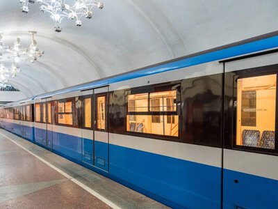 Атака рф на Харьков 24 декабря: в городе временно остановили движение поездов метрополитена