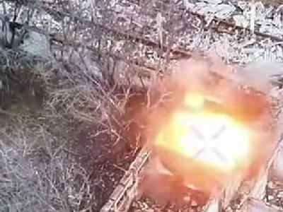 Украинские десантники поразили вражескую САУ Гвоздика в Курской области РФ