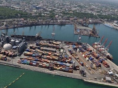Россия удвоила удары по портам Одесской области: как работает морской коридор