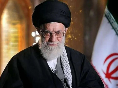 Верховный лидер Ирана Али Хаменеи планирует бегство в москву, если протесты не прекратятся - The Times