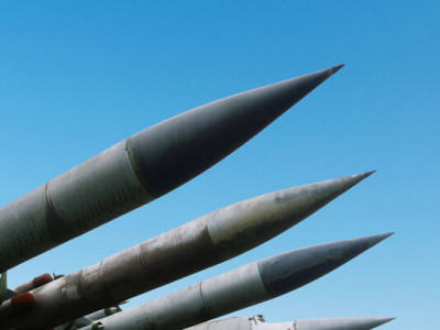 Великобритания разработает для Украины новую баллистическую ракету дальностью более 500 км 