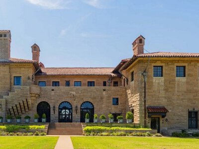 В штате Оклахома сохранился дворец в тосканском стиле, построенный нефтяным магнатом Марландом