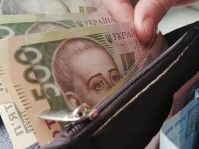 Не учителя и не медики: одна из категорий работников будет получать специальные надбавки к зарплатам