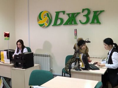 Казахстанцам запретили тратить пенсионные накопления на лечение