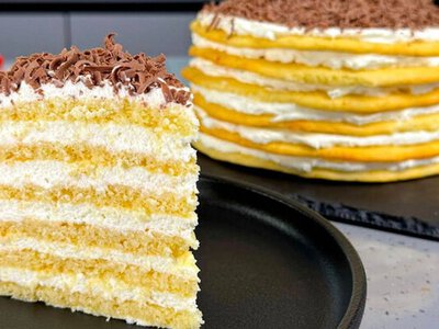 Торт Бабушка лучше Наполеона и Спартака: проверенный рецепт легендарного лакомства