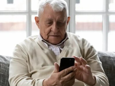 Без визита в Пенсионный фонд: как изменить способ получения выплат онлайн