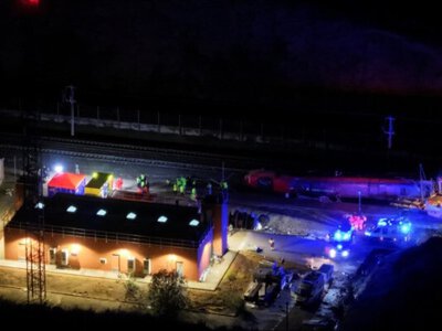 Десятки людей погибли при столкновении поездов на юге Испании