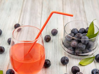 Этот коктейль из черники и банана меняет настроение в минуту