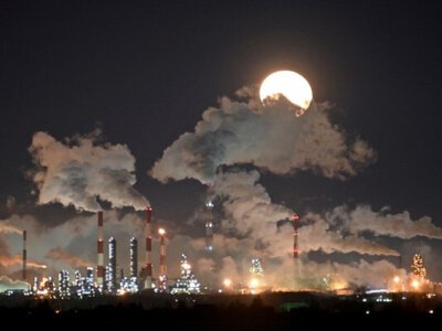 Пожар на нефтяных терминалах на побережье Кубани, есть погибшие