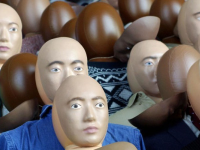 Эффект большинства: почему мы глупеем в толпе