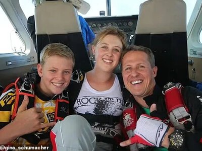 Михаэль Шумахер больше не прикован к постели спустя 12 лет после аварии - СМИ