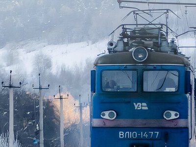 Укрзалізниця сообщила о массовых проблемах с движением поездов 