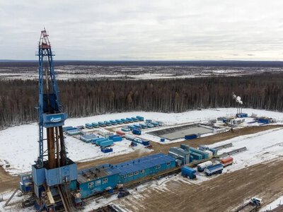 ЄС може посилити санкції проти російської нафти — Bloomberg