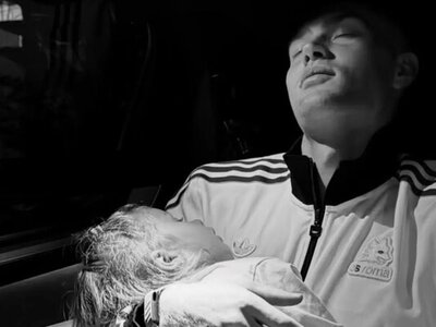 Милота. Жена Довбика очаровала соцсети невероятно нежным видео мужа с их дочкой