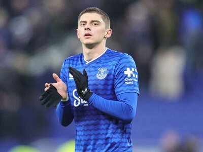 У Миколенко образовался вариант с переездом в Мадрид