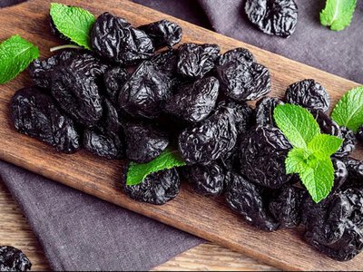 Сколько чернослива можно есть в день, чтобы не навредить здоровью