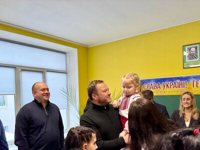 Глава МИД Эстонии прибыл в Украину