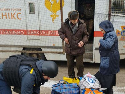 Некоторые семьи с детьми возвращались по четыре раза: Спикер полиции про эвакуацию из Донетчины