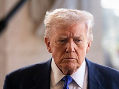 Трамп снова применил свой метод давления на Киев, — СМИ