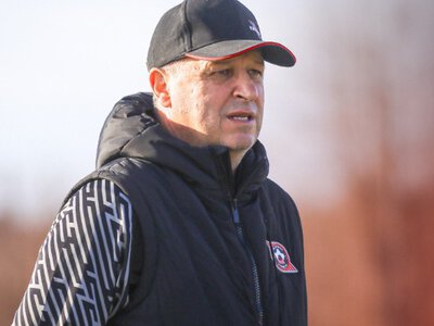 Главный тренер Нефти шокировал игроков этим поступком!