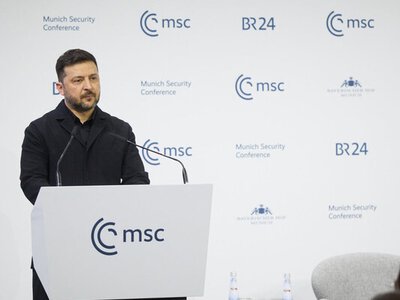 Путин может считать себя царем, но на самом деле он – раб войны. Полный текст выступления Зеленского в Мюнхене 