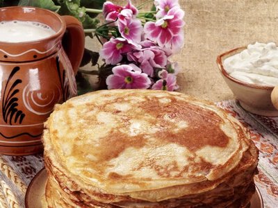 Блинчики на Масленицу: вкусный и оригинальный рецепт с селедкой — вы должны это попробовать