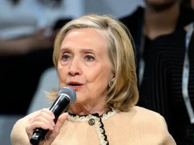 Хиллари Клинтон обвинила администрацию Трампа в сокрытии информации по делу Эпштейна