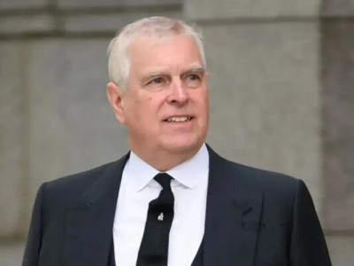 Бывший принц Эндрю арестован после заявления полиции о жалобе, связанной с делом Эпштейна