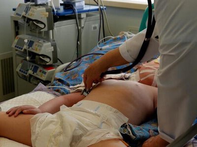 Дети продолжают поступать в столичные больницы с корью: врачи обратились к родителям