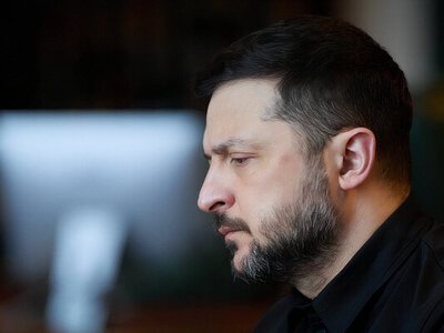 Отряды убийц поблизости. СМИ рассказало, как охрана Зеленского ворвалась к нему в первый день войны 