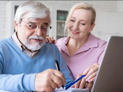 Чтобы не потерять пенсию, пенсионеры за границей должны обратиться в консульство: что нужно знать