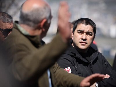 Папуашвили обвинил 7 тысяч грузин в поддержке открытия второго фронта из-за лайков