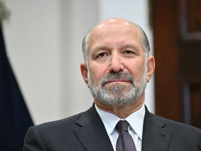  Министр торговли США согласился свидетельствовать о связях с Эпштейном 