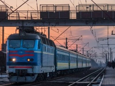  Атака рф повлияла на движение поездов, «Укрзализныця» изменила маршруты в нескольких областях 