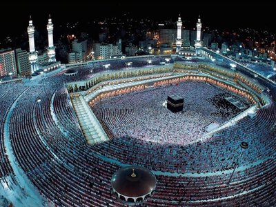 Кыргызстан временно ограничил поездки на умру из-за ситуации на Ближнем Востоке