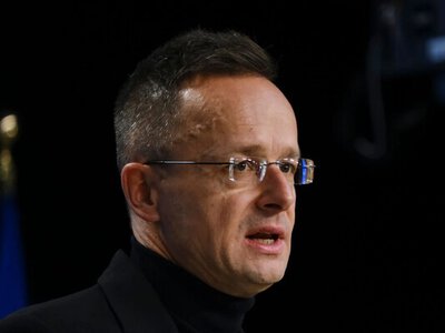 Венгрия требует от ЕС отмены запрета на российские нефть и газ