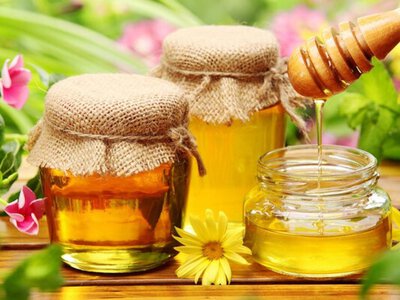Чем полезен ежедневный мед и кому его лучше не употреблять