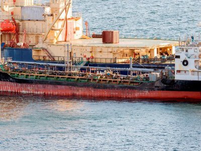 США временно разрешили продажу российской нефти, находящейся на танкерах